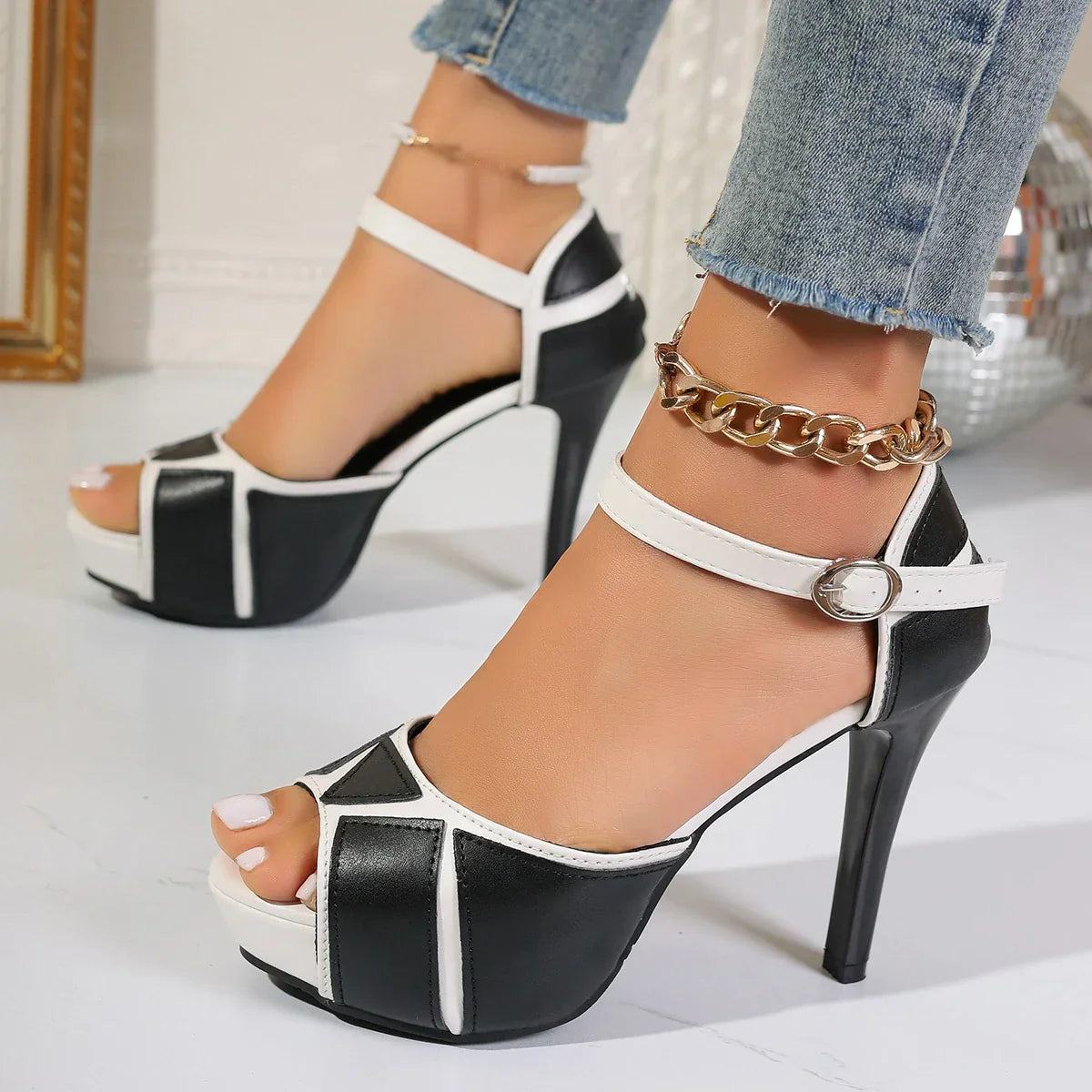 Vantura Amara Heels